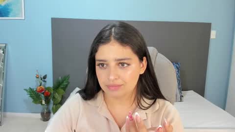 Snapshot of kylie_reyes chatting on September 22, 2025, 8:44 pm Kylie Reyes online show from September 22, 2025, 8:44 pm