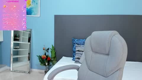 Snapshot of kylie_reyes chatting on October 27, 2025, 7:29 pm Kylie Reyes online show from October 27, 2025, 7:29 pm