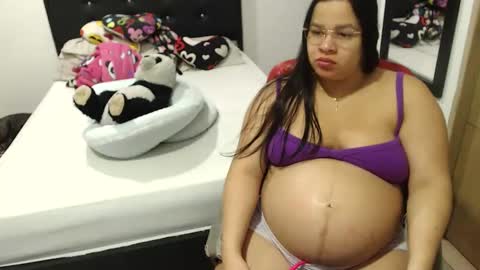 Instagram Kylie switch  followme  buy lovense here online show from November 15, 2025, 12:08 am