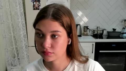 Snapshot of kylieblond chatting on October 6, 2025, 8:50 pm Din online show from October 6, 2025, 8:50 pm