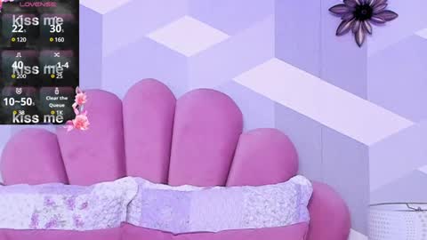 Kylie jl online show from December 30, 2024, 12:52 pm