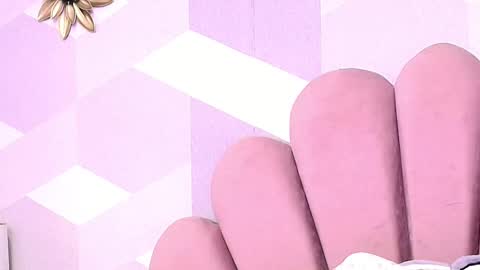 Kylie jl online show from September 21, 2025, 7:26 pm