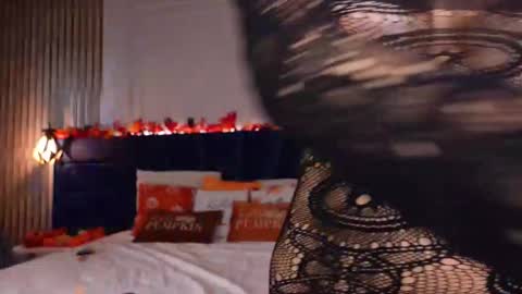 Kylie  online show from October 20, 2025, 8:37 am