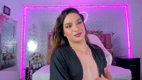 Snapshot of kylievictoria_ chatting on January 18, 2025, 5:10 am Kylie online show from January 18, 2025, 5:10 am