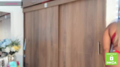 kylie white boobs online show from October 3, 2025, 8:06 pm