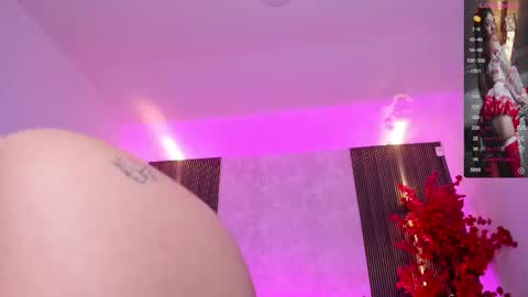 Snapshot of kyliie_jones chatting on February 13, 2025, 11:17 am KYLIE online show from February 13, 2025, 11:17 am