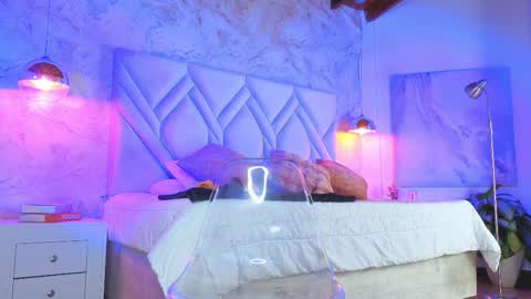 Snapshot of kylle_2050 chatting on November 9, 2025, 11:19 am Kyle online show from November 9, 2025, 11:19 am