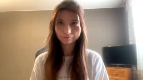 Snapshot of kymberlychimes chatting on February 16, 2026, 1:40 pm Kary online show from February 16, 2026, 1:40 pm