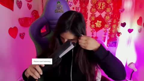 Kyomi online show from February 19, 2026, 1:29 pm