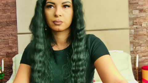 Kyra online show from December 31, 2024, 5:11 am