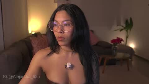 schedule 300 pm - 1100pm colombia time online show from January 11, 2026, 4:28 am