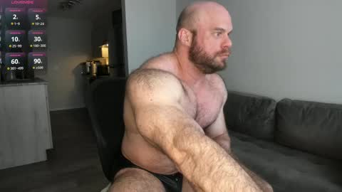 l0v35_2_5p00g3 online show from April 4, 2026, 7:55 pm