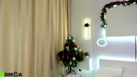 Snapshot of l1l_lola chatting on January 10, 2025, 7:35 am Ameli online show from January 10, 2025, 7:35 am