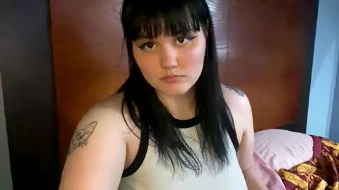 Snapshot of l1lybaby chatting on April 11, 2026, 9:02 am Lily online show from April 11, 2026, 9:02 am