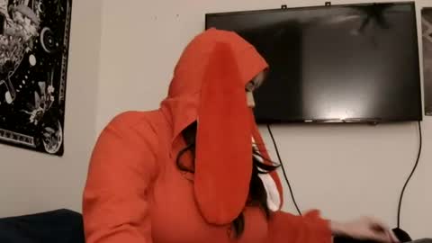 Lily online show from June 30, 2026, 1:06 am