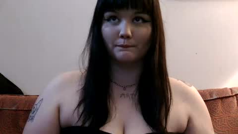 Lily online show from July 16, 2026, 12:11 pm