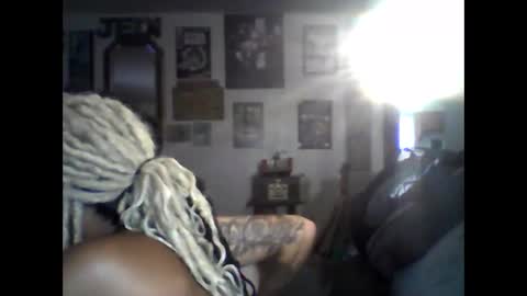 Snapshot of l3nababi92 chatting on October 25, 2025, 4:57 pm l3nababi92 online show from October 25, 2025, 4:57 pm