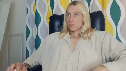 Snapshot of l_adonis_l chatting on September 28, 2025, 7:03 am Adonis online show from September 28, 2025, 7:03 am