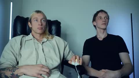 Snapshot of l_adonis_l chatting on October 5, 2025, 4:22 am Adonis online show from October 5, 2025, 4:22 am