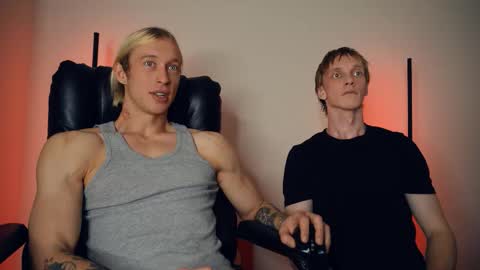 Snapshot of l_adonis_l chatting on October 9, 2025, 4:43 am Adonis online show from October 9, 2025, 4:43 am