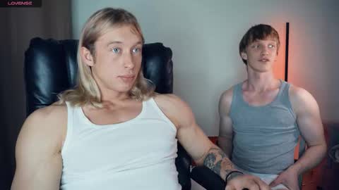 Snapshot of l_adonis_l chatting on December 5, 2025, 7:06 am Adonis online show from December 5, 2025, 7:06 am