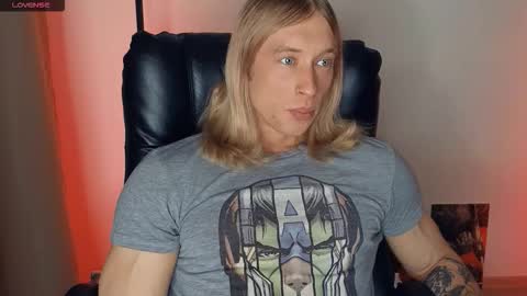 Snapshot of l_adonis_l chatting on January 11, 2026, 8:19 am Adonis online show from January 11, 2026, 8:19 am