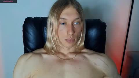 Snapshot of l_adonis_l chatting on May 19, 2026, 10:32 am Adonis online show from May 19, 2026, 10:32 am