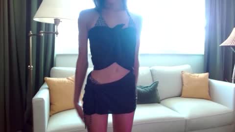 Snapshot of l_and_elle chatting on September 8, 2025, 3:33 pm Giselle online show from September 8, 2025, 3:33 pm