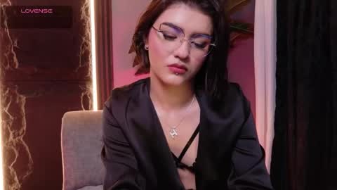 Snapshot of la_diabla_111_ chatting on October 28, 2025, 7:38 pm Karime online show from October 28, 2025, 7:38 pm