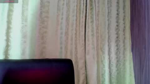 Snapshot of la_parce777 chatting on December 23, 2024, 6:33 am Victoria online show from December 23, 2024, 6:33 am