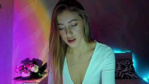 Snapshot of laangelsa chatting on December 2, 2024, 5:15 pm LaAngel online show from December 2, 2024, 5:15 pm