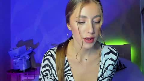 Snapshot of laangelsa chatting on January 30, 2025, 2:04 pm LaAngel online show from January 30, 2025, 2:04 pm