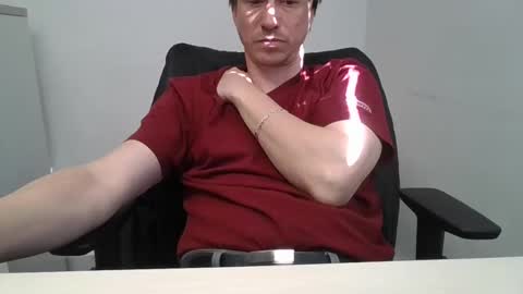 labelette007 online show from April 23, 2026, 3:03 pm