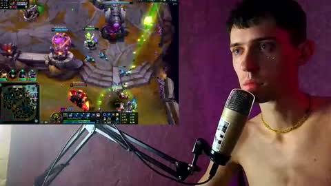 Snapshot of labour_guy chatting on March 6, 2025, 1:05 am Marco online show from March 6, 2025, 1:05 am