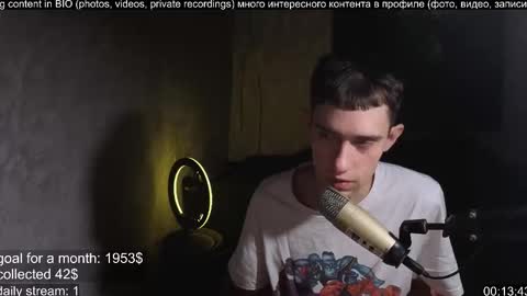 Snapshot of labour_guy chatting on October 4, 2025, 10:41 pm Marco online show from October 4, 2025, 10:41 pm