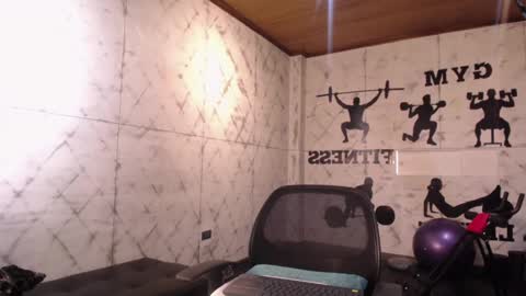 labrinthteasing online show from November 2, 2025, 1:02 pm