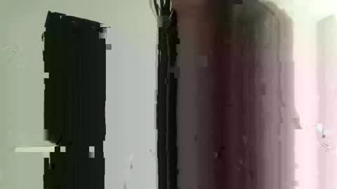 laceieizlaced online show from April 5, 2026, 5:43 pm