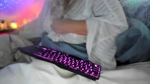 Lacey online show from March 1, 2026, 5:42 am