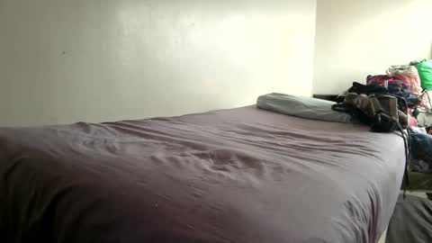 lachickadelbronx online show from February 10, 2026, 4:33 pm