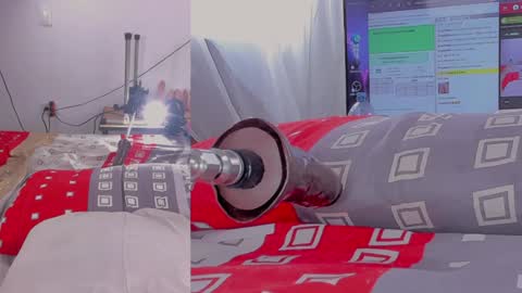 LACI LOST online show from December 12, 2024, 12:16 am