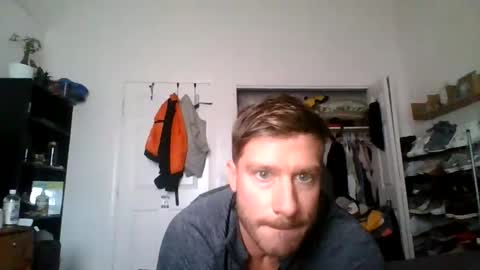 lacrioxcum18 online show from December 4, 2025, 6:38 pm