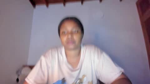 Snapshot of ladahear_ chatting on September 10, 2025, 2:55 am Akyra online show from September 10, 2025, 2:55 am