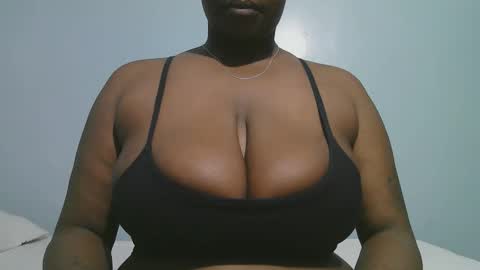 lady_dearra online show from February 6, 2026, 3:22 am