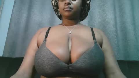 lady_dearra online show from April 1, 2026, 1:28 am