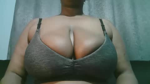lady_dearra online show from April 21, 2026, 1:53 am