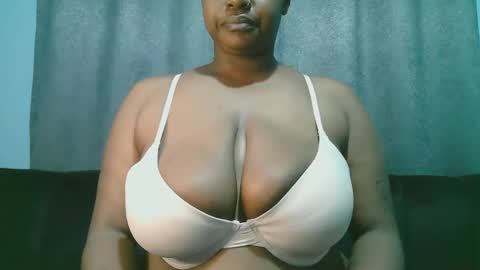 lady_dearra online show from June 4, 2026, 2:50 am