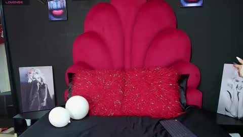 Cami online show from June 10, 2026, 12:37 pm