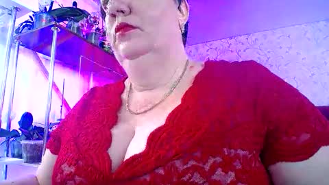 Lady Gloria online show from May 25, 2026, 9:04 am