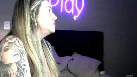 Snapshot of lady_khaleesi chatting on February 21, 2025, 12:05 am Lady khaleesi online show from February 21, 2025, 12:05 am