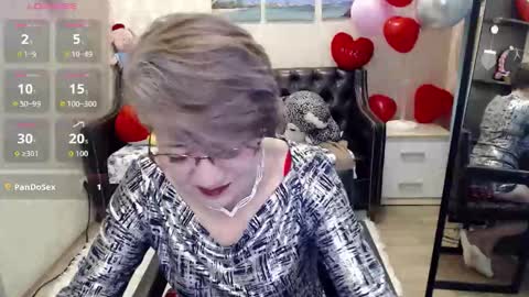 Snapshot of lady_sexy_di chatting on February 20, 2026, 1:22 pm Diana online show from February 20, 2026, 1:22 pm